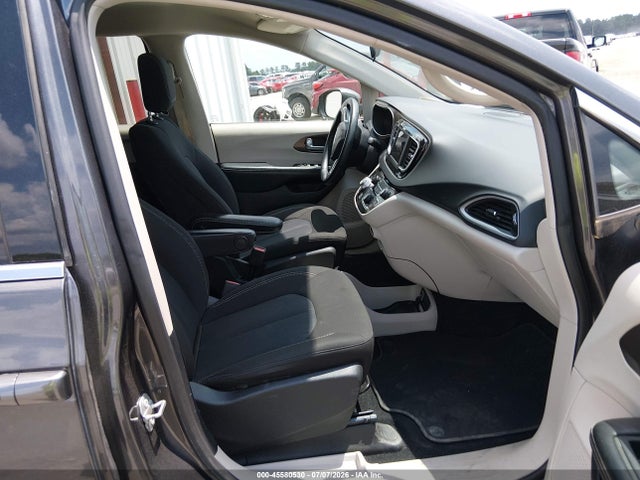 2C4RC1CG6LR249345 Chrysler Voyager Lx