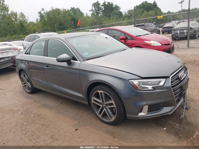 WAUBEGFF5KA115752 Audi A3 45 Premium