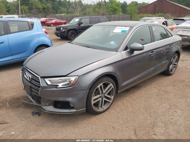 WAUBEGFF5KA115752 Audi A3 45 Premium