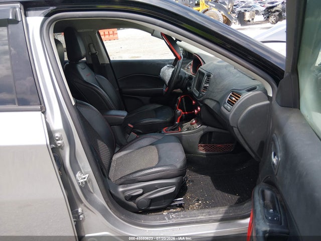 2021 Jeep Compass Trailhawk 4x4 მანქანა იყიდება აუქციონზე, vin: 3C4NJDDB9MT520096, აუქციონის ნომერი: 45580623