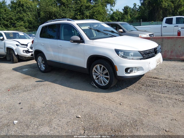 Продажа на аукционе авто 2013 Volkswagen Tiguan Se, vin: WVGBV3AX6DW090776, номер лота: 45580631