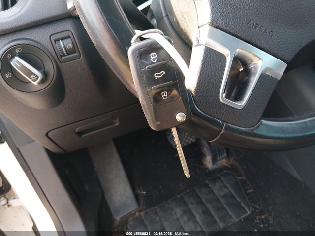 Продажа на аукционе авто 2013 Volkswagen Tiguan Se, vin: WVGBV3AX6DW090776, номер лота: 45580631