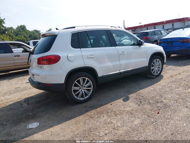 Продажа на аукционе авто 2013 Volkswagen Tiguan Se, vin: WVGBV3AX6DW090776, номер лота: 45580631
