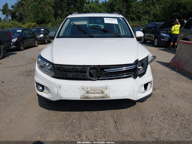 Продажа на аукционе авто 2013 Volkswagen Tiguan Se, vin: WVGBV3AX6DW090776, номер лота: 45580631