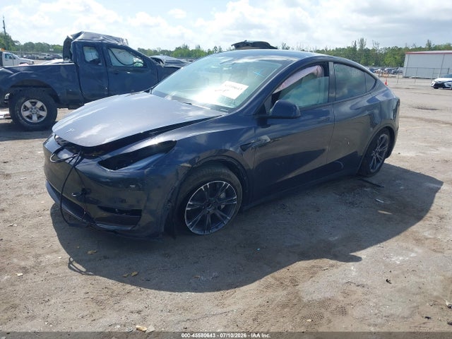 2024 Tesla Model Y Long Range Single Motor Rear-wheel Drive/rwd მანქანა იყიდება აუქციონზე, vin: 7SAYGDED5RF098588, აუქციონის ნომერი: 45580643