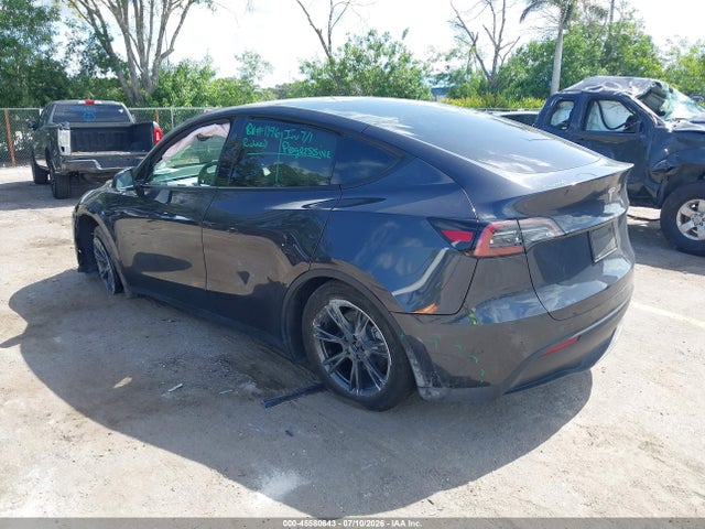 2024 Tesla Model Y Long Range Single Motor Rear-wheel Drive/rwd მანქანა იყიდება აუქციონზე, vin: 7SAYGDED5RF098588, აუქციონის ნომერი: 45580643