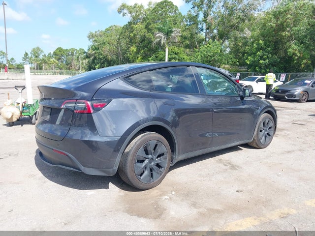 2024 Tesla Model Y Long Range Single Motor Rear-wheel Drive/rwd მანქანა იყიდება აუქციონზე, vin: 7SAYGDED5RF098588, აუქციონის ნომერი: 45580643