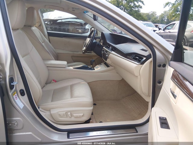 Продажа на аукционе авто 2015 Lexus Es 350, vin: JTHBK1GG0F2209701, номер лота: 45580663