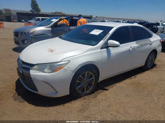 Toyota CAMRY SE 2015 4T1BF1FK7FU023312 Image 2