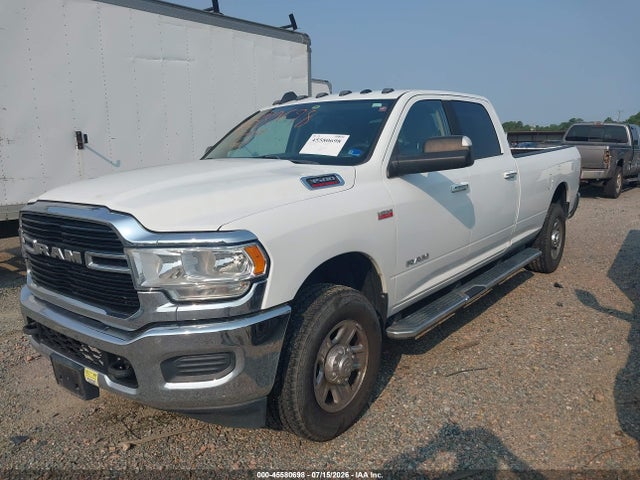 45580698 :رقم المزاد ، 3C63R3HJ4KG724264 vin ، 2019 Ram 3500 Big Horn  4x4 8' Box مزاد بيع
