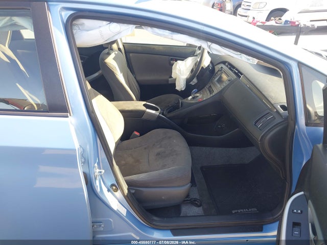 Toyota PRIUS PLUG-IN 2014 JTDKN3DP5E3053236 Image 5