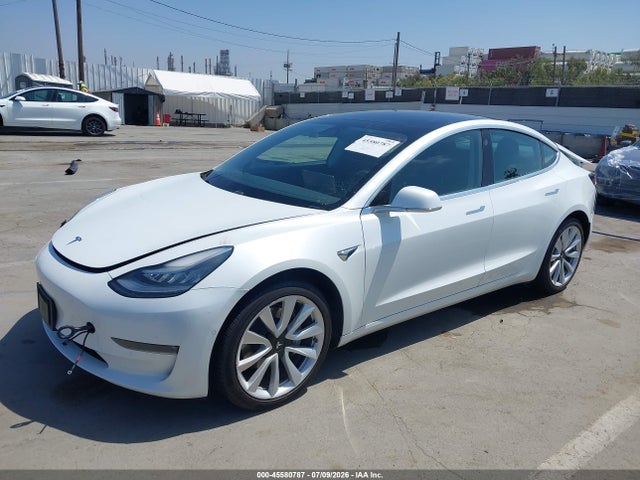 45580787 :رقم المزاد ، 5YJ3E1EB6LF621568 vin ، 2020 Tesla Model 3 Long Range Dual Motor All-wheel Drive مزاد بيع