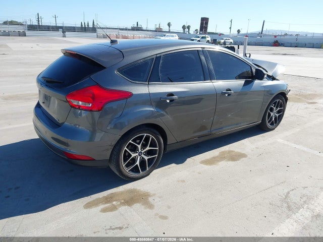 Ford FOCUS SEL 2018 1FADP3M20JL223963 Image 4