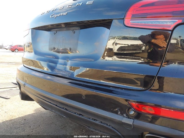 WP1AA2A24HKA91902 Porsche Cayenne Platinum Edition