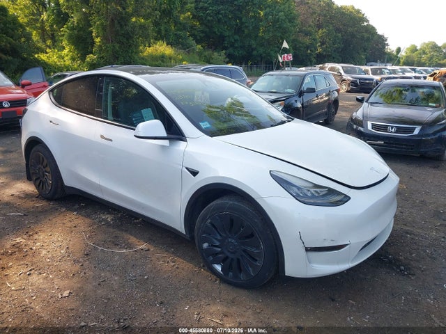 Продаж на аукціоні авто 2023 Tesla Model Y Awd/long Range Dual Motor All-wheel Drive, vin: 7SAYGDEE2PF615741, номер лоту: 45580880