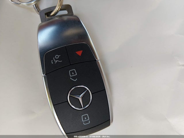 45580910 :رقم المزاد ، W1N0G8EB8NV379840 vin ، 2022 Mercedes-benz Glc 300 4matic Suv مزاد بيع