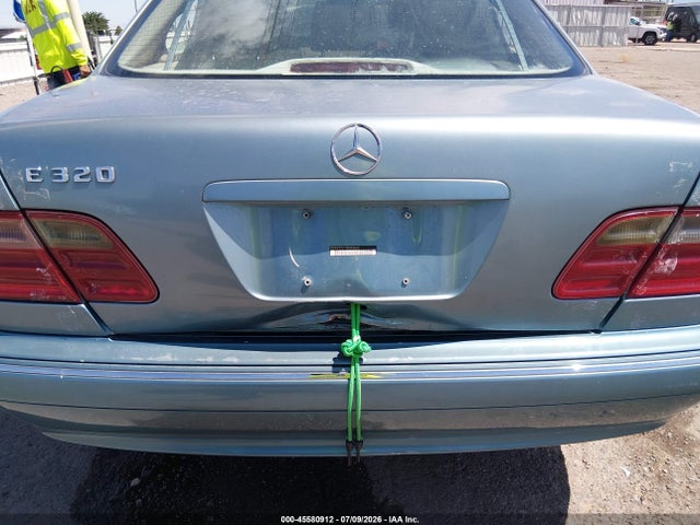 Продажа на аукционе авто 2002 Mercedes-benz E 320 Special Edition, vin: WDBJF65J12B484466, номер лота: 45580912
