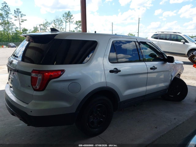 45580980 :رقم المزاد ، 1FM5K8AR7HGA35886 vin ، 2017 Ford Utility Police Interceptor مزاد بيع
