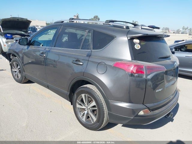 Toyota Rav4 Xle 2018 JTMWFREVXJJ741074 Image 3