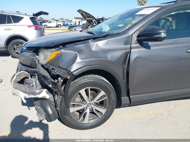 Toyota Rav4 Xle 2018 JTMWFREVXJJ741074 Image 12