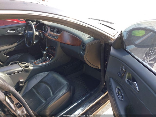45581005 :رقم المزاد ، WDDDJ76X06A060218 vin ، 2006 Mercedes-benz Cls 55 Amg مزاد بيع