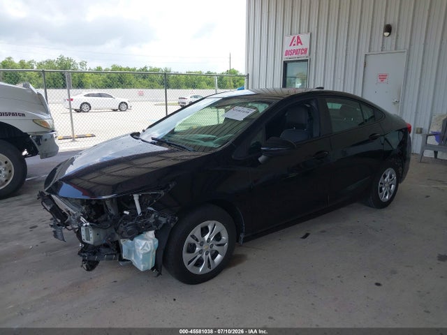 Chevrolet CRUZE LS 2019 1G1BC5SM6K7129876 Image 2