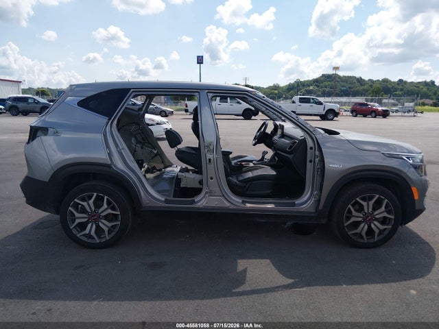 Продажа на аукционе авто 2021 Kia Seltos Sx Turbo, vin: KNDETCA23M7060222, номер лота: 45581058