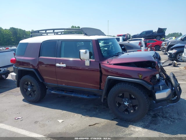45581059 :رقم المزاد ، JTEBU11F170042608 vin ، 2007 Toyota Fj Cruiser مزاد بيع