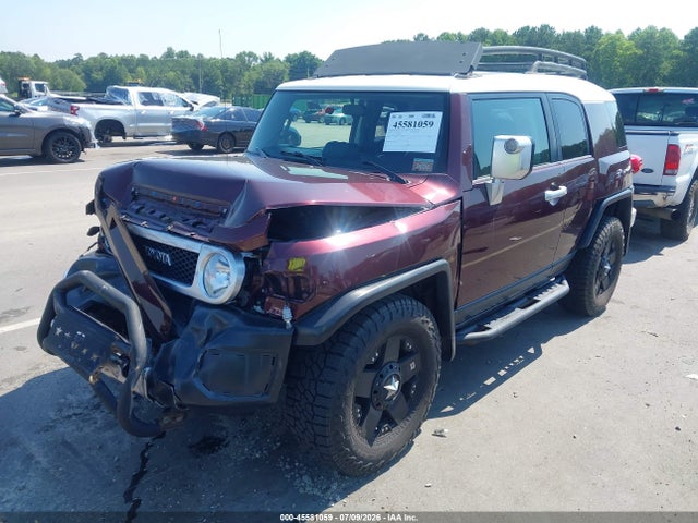 45581059 :رقم المزاد ، JTEBU11F170042608 vin ، 2007 Toyota Fj Cruiser مزاد بيع