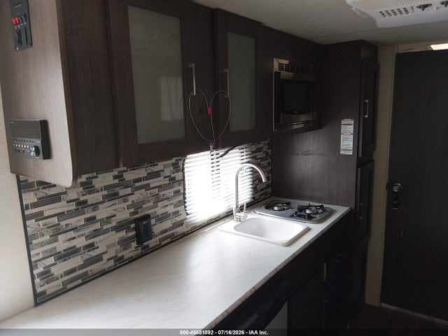Wildwood Other 2018 4X4TWDV16JY091275 Image 12