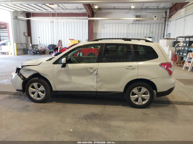 Subaru Forester 2.5i Premium 2016 JF2SJADCXGH567040 Image 15
