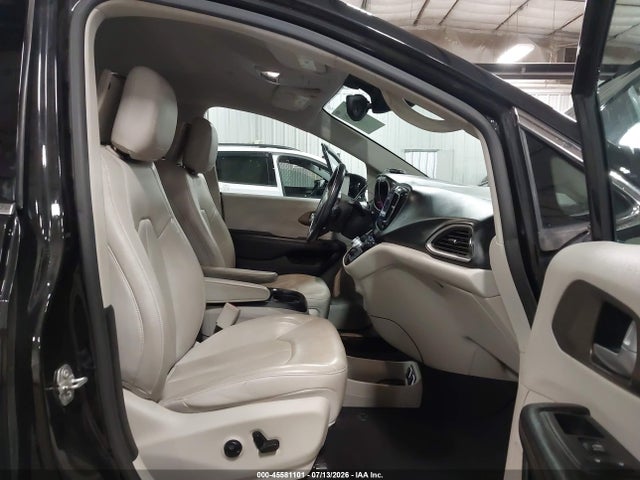 Aukcja sprzedaży 2017 Chrysler Pacifica Touring-l Plus, vin: 2C4RC1EGXHR652863, numer aukcji: 45581101