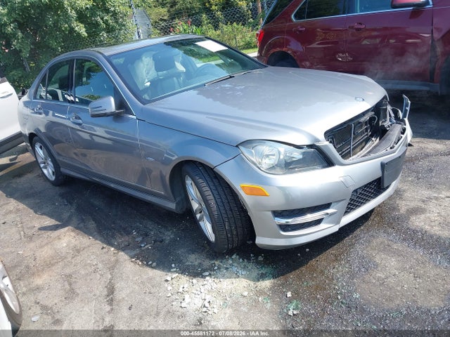 Aukcja sprzedaży 2012 Mercedes-benz C 250 Luxury/sport, vin: WDDGF4HB9CA629951, numer aukcji: 45581172