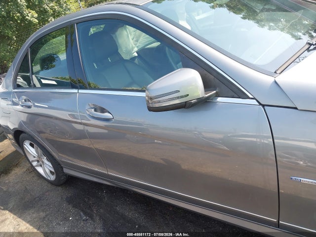 2012 Mercedes-benz C 250 Luxury/sport მანქანა იყიდება აუქციონზე, vin: WDDGF4HB9CA629951, აუქციონის ნომერი: 45581172