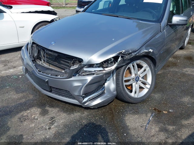 2012 Mercedes-benz C 250 Luxury/sport მანქანა იყიდება აუქციონზე, vin: WDDGF4HB9CA629951, აუქციონის ნომერი: 45581172