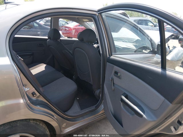 45581187 :رقم المزاد ، KNADH4A33A6635803 vin ، 2010 Kia Rio Lx مزاد بيع