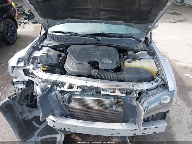 45581202 :رقم المزاد ، 2C3CCAGGXHH522174 vin ، 2017 Chrysler 300 300s Awd مزاد بيع