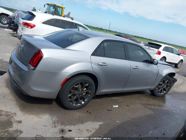 45581202 :رقم المزاد ، 2C3CCAGGXHH522174 vin ، 2017 Chrysler 300 300s Awd مزاد بيع