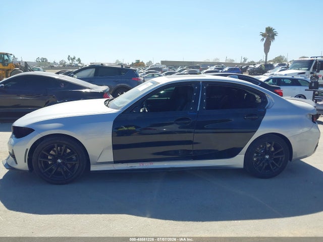 BMW 330I 2019 WBA5R1C51KFH04345 Image 15