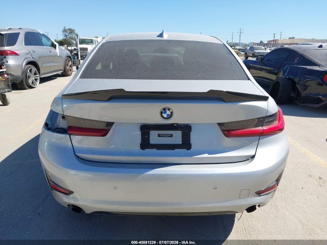 BMW 330I 2019 WBA5R1C51KFH04345 Image 17