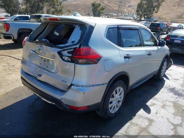 Nissan ROGUE S 2019 5N1AT2MV3KC797046 Image 4