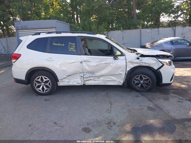 Aukcja sprzedaży 2019 Subaru Forester Premium, vin: JF2SKAECXKH566555, numer aukcji: 45581272