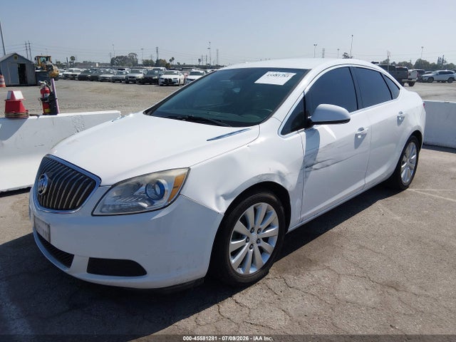 Buick Verano 2015 1G4PP5SK6F4218480 Image 2