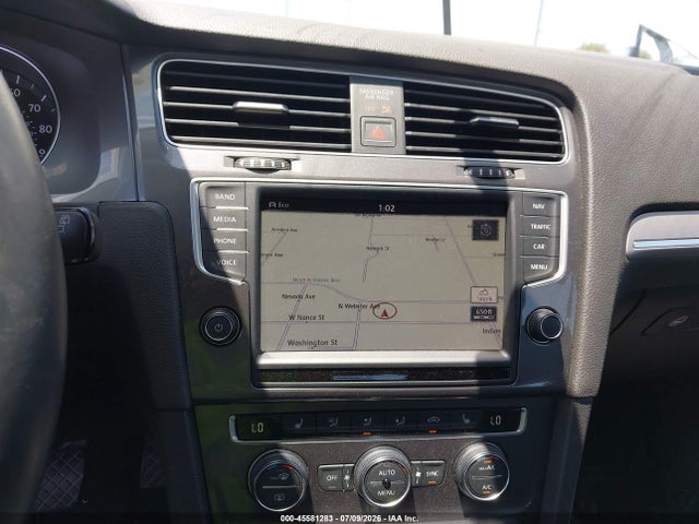 45581283 :رقم المزاد ، WVWPP7AU7GW911597 vin ، 2016 Volkswagen E-golf Sel Premium مزاد بيع