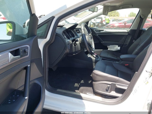 45581283 :رقم المزاد ، WVWPP7AU7GW911597 vin ، 2016 Volkswagen E-golf Sel Premium مزاد بيع