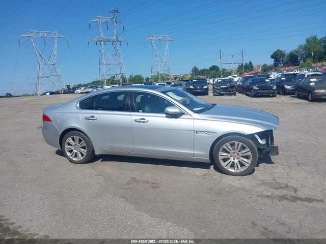 45581382 :رقم المزاد ، SAJBJ4BV9HCY34964 vin ، 2017 Jaguar Xf 35t Premium مزاد بيع