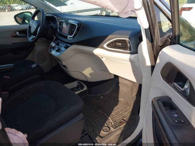 45581419 :رقم المزاد ، 2C4RC1CG8NR103886 vin ، 2022 Chrysler Voyager Lx مزاد بيع