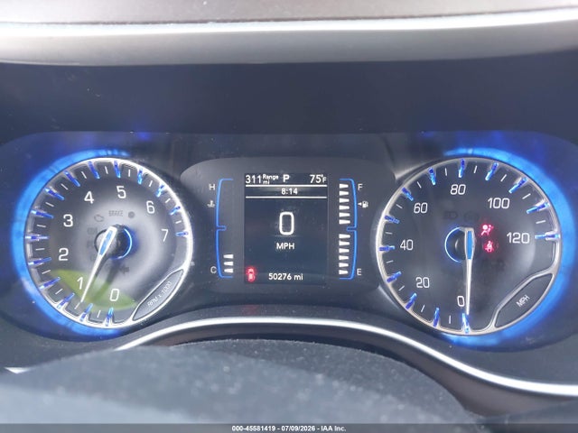 45581419 :رقم المزاد ، 2C4RC1CG8NR103886 vin ، 2022 Chrysler Voyager Lx مزاد بيع