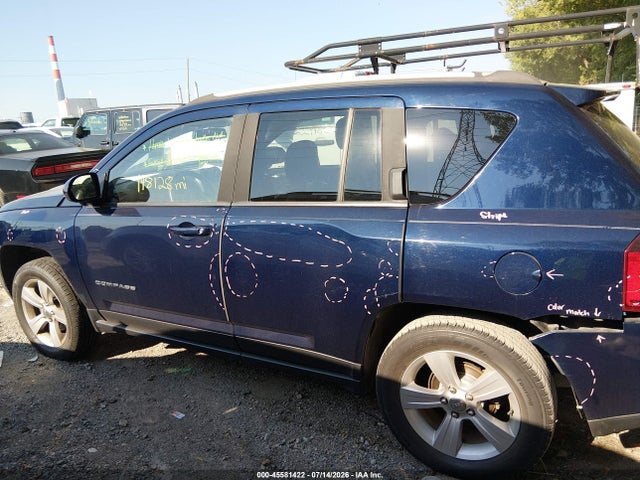 45581422 :رقم المزاد ، 1C4NJDEB2FD303139 vin ، 2015 Jeep Compass Latitude مزاد بيع