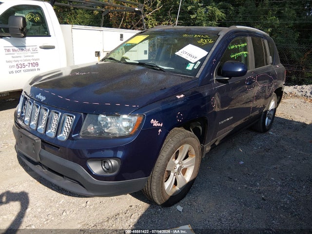 45581422 :رقم المزاد ، 1C4NJDEB2FD303139 vin ، 2015 Jeep Compass Latitude مزاد بيع